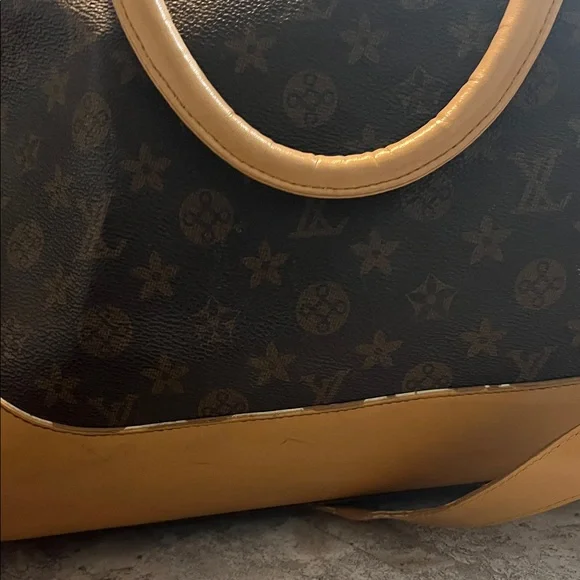 Elegant Brown Designer Tote Bag - Picture 6 of 9